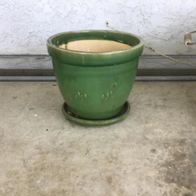 P-101Green glazed ceramic pot
