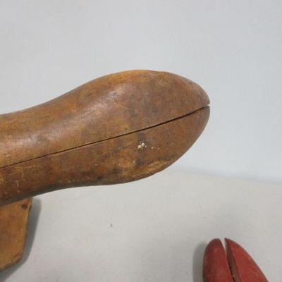 Lot 265 - Wooden Shoe Molds 
