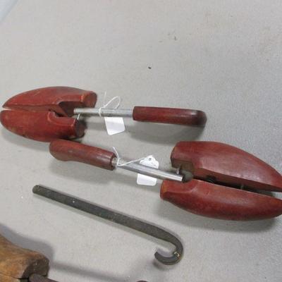 Lot 265 - Wooden Shoe Molds 