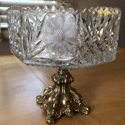 Beautiful Etched Crystal Bowl Dish