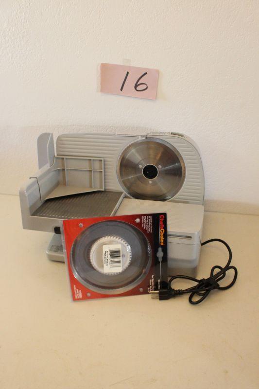 16Chef Choice 610 Meat Slicer and New Replacement Blade