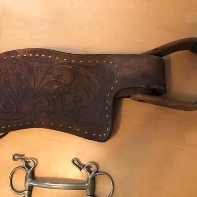 Saddle