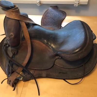 Saddle