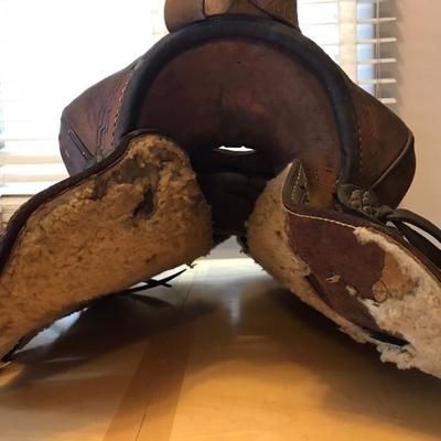 Saddle