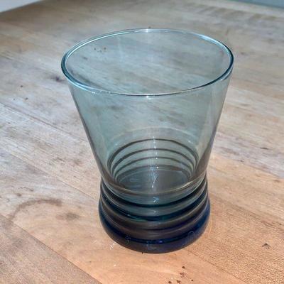 LOT 57  Set of 10 blue beverage glasses
