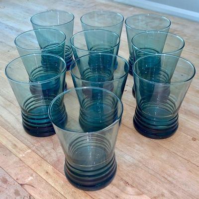LOT 57  Set of 10 blue beverage glasses