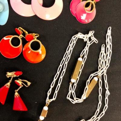 Retro Costume jewelry lot, earrings, necklaces