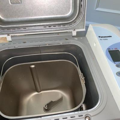 LOT 68 Panasonic SD-YD 250 breadmaker