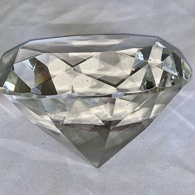 LOT 70 Crystal "diamond" paper weight