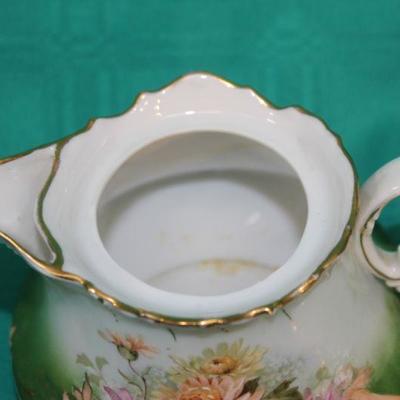 Small Personal Tea Pot with Saucer