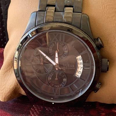 LOT 82 Men's designer wrist watches MICHAEL KORS & GUESS