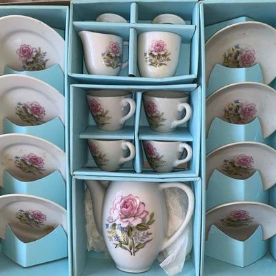 Lot 88 Vintage Toy China Tea Set