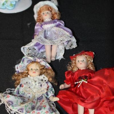 Set of 6 Small Porcelain Dolls