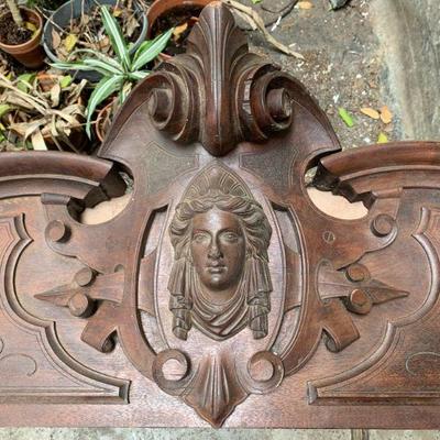 LOT 91 Antique carved topper  AS IS