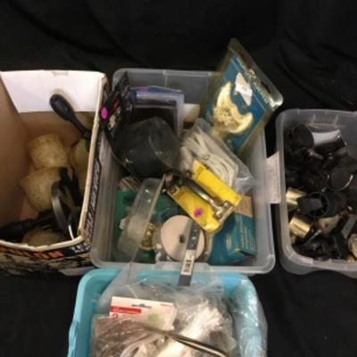 Assorted hardware Lot 1379