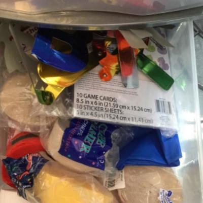 Assorted lot of arts and craft supplies lot 1390