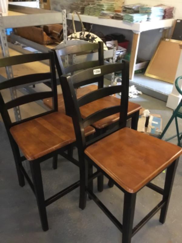 Set of three chairs Lot 1396