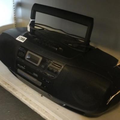 JVC portable CD system unsure if work lot  1399
