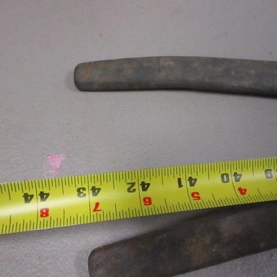 Lot 76 - Vintage Large Cast Metal Piping Tool 43