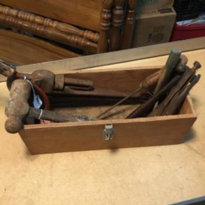 Assorted antique handtools in wooden box Lot 1414