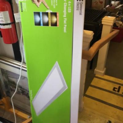 Color changing flat panel ceiling light Lot 1425 new in box