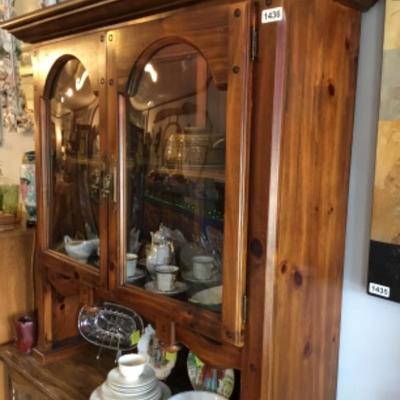Wood hutch top Lot 1436 lighted, does not include contents