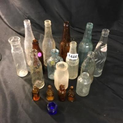Assorted old bottles Lot 1444