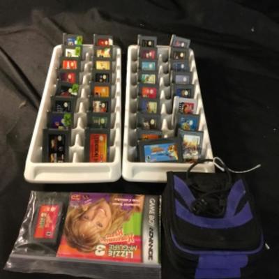 34 Game Boy Advance cartridges and pelican case lot 1454