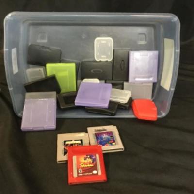 Nintendo GameBoy cartridges and cases lot 1474