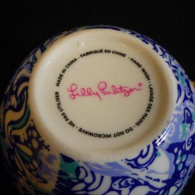 Lilly Pulitzer ANIMALS MUG  - New in Box!  