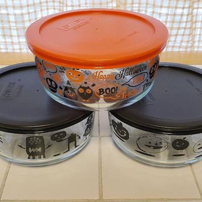 3 Pyrex Halloween Themed Casserole/Storage Containers Lot 3