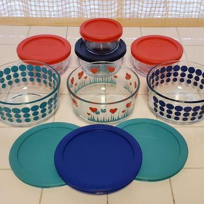 6 Pyrex Casserole/Storage Containers Lot 4