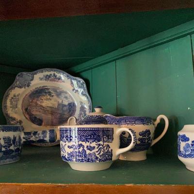 Lot #61 Lot of Blue Willow China 