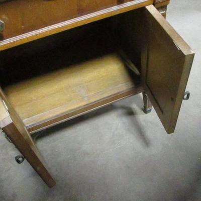 Lot 83 - Dry Sink Solid Wood Cabinet With Mirror 