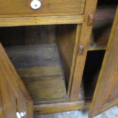 Lot 99 - Rare!  Vintage Wormy Chestnut Hutch Cupboard Hand Crafted Peg Construction Pennsylvania Amish