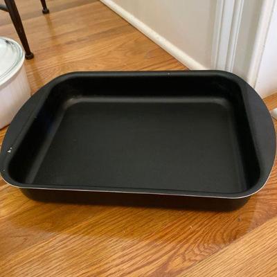 Several baking pans and kitchen items (all priced indiv) 3.00 and up 
