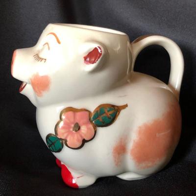 Vintage Shawnee â€œSmileyâ€ Creamer