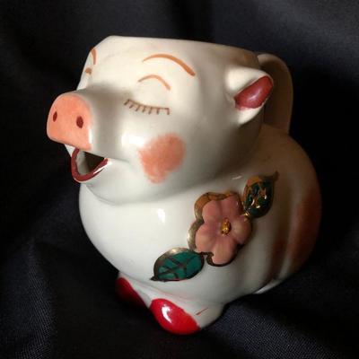 Vintage Shawnee â€œSmileyâ€ Creamer