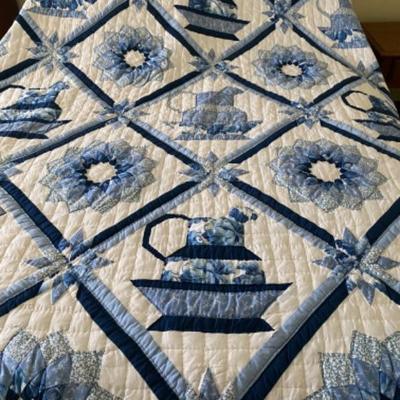 Lot # 137 Antique Handmade Quilt 
