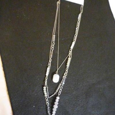 NWT LOFT NECKLACE - MULTI STRAND LONG NECKLACE