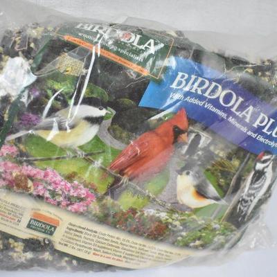 2 packages Bird Seed for Wild Birds: 5 & 2 Pound Bags - New