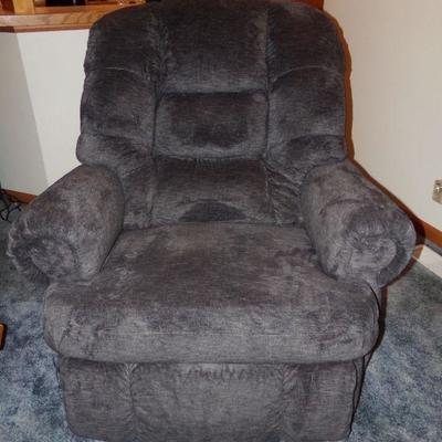 LOT 1  OVER-SIZED POWER RECLINER