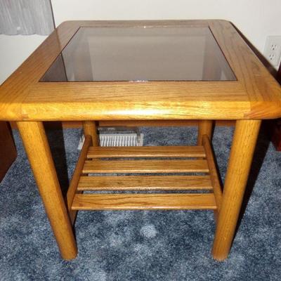 LOT 8  END TABLE