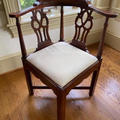 Lot # 8 Solid Mahogany Chippendale Style Corner Chair by Hickory Chair Co. 