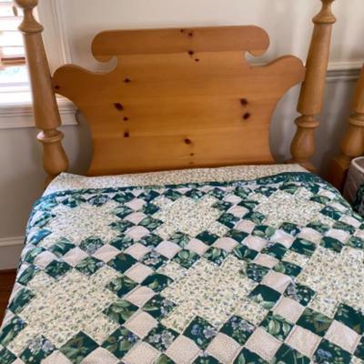 Lot # 22 Pair of 1800 Replica Headboard Twin Beds with Bedding 