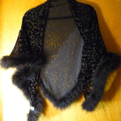 Black Silk Blend Cape/Shawl Trimmed in Fur
