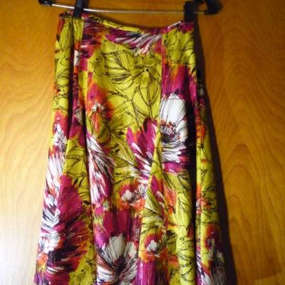 St. John Flare Silk Skirt - Size 2  