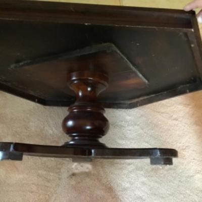 Coffee table solid word lot 1700