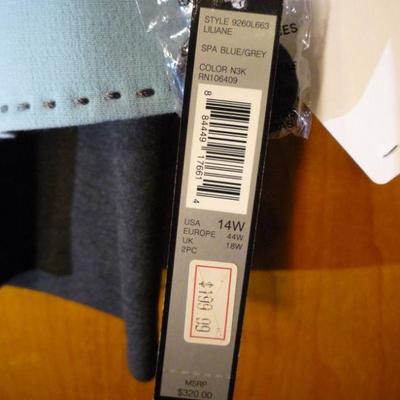 NWT Tahari Suit - Jacket and Skirt - Size 14Womens