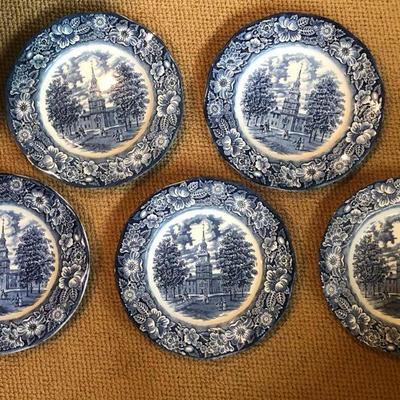 Set of 5 Liberty Blue ironstone plates.